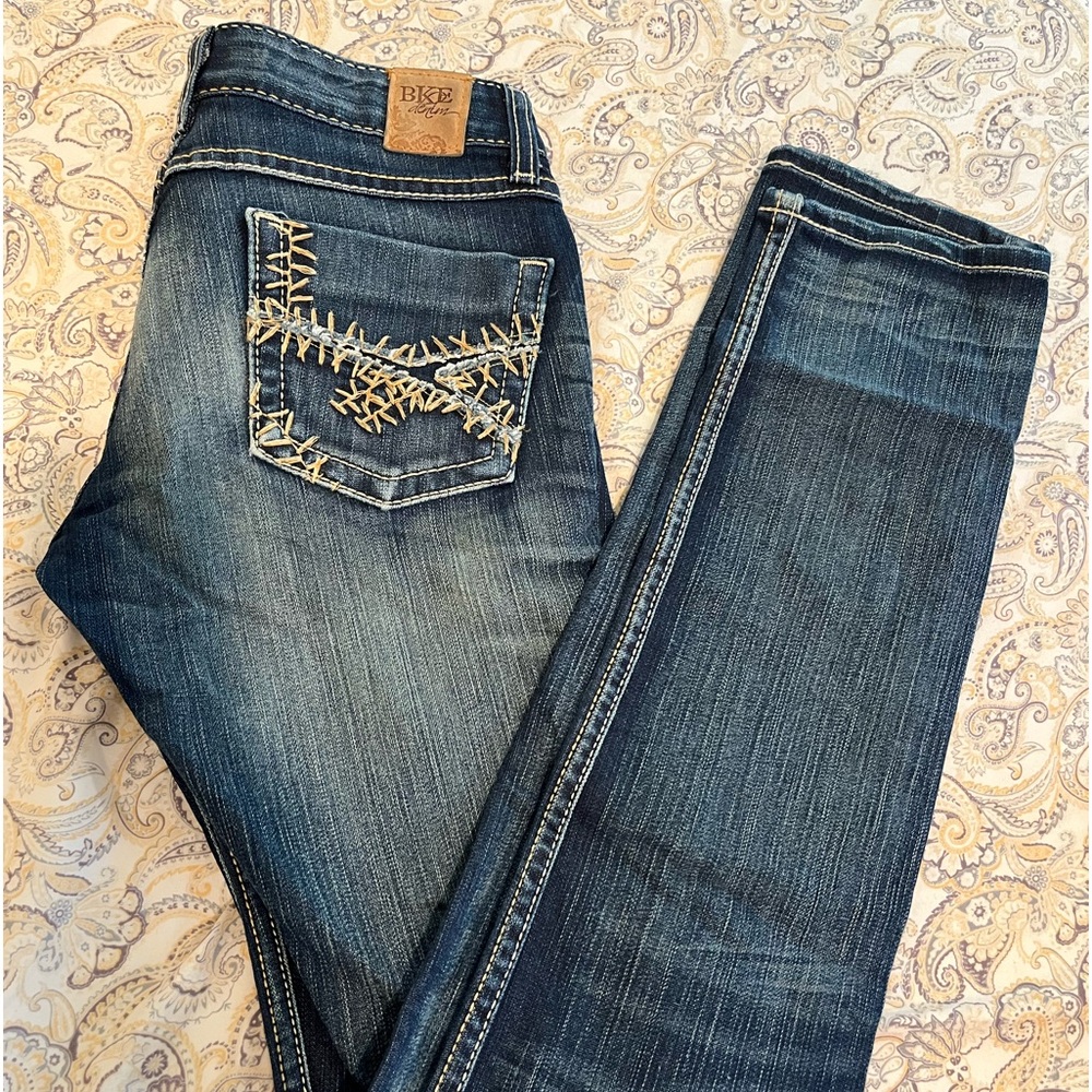 BKE BUCKLE Woman’sJeansMadisonSkinnyStretch.24x33.5 (says 27 but fits like 24)